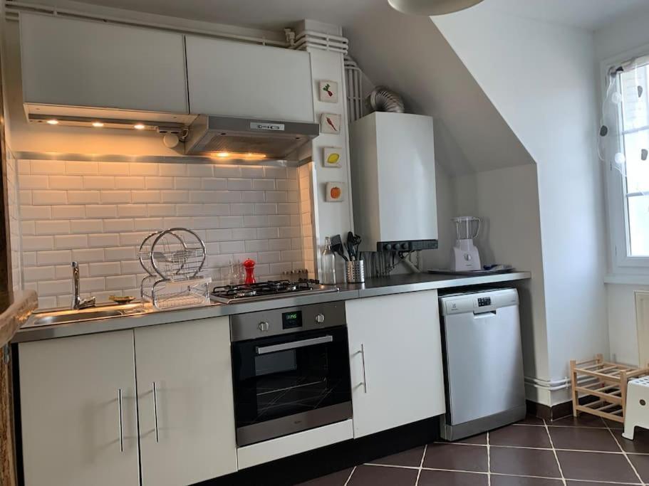 Nevers, Appartement De Standing Proche De La Gare Экстерьер фото